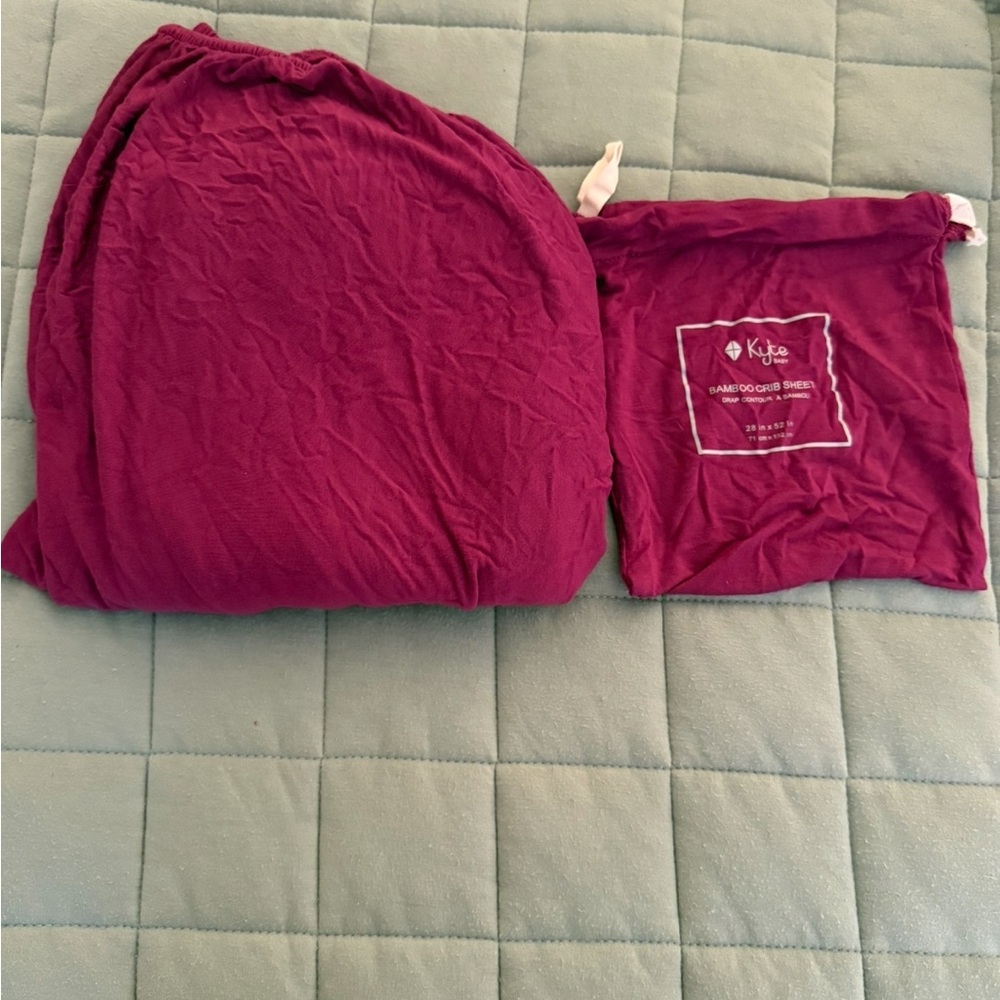 Kyte BABY Dahlia Crib Sheet with Bag